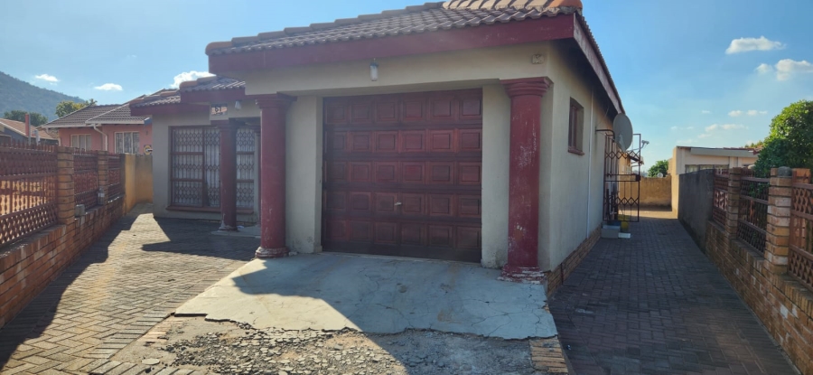 4 Bedroom Property for Sale in Tlhabane West North West